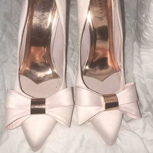 NWT TED BAKER Sz 10 Light Pink Shoes